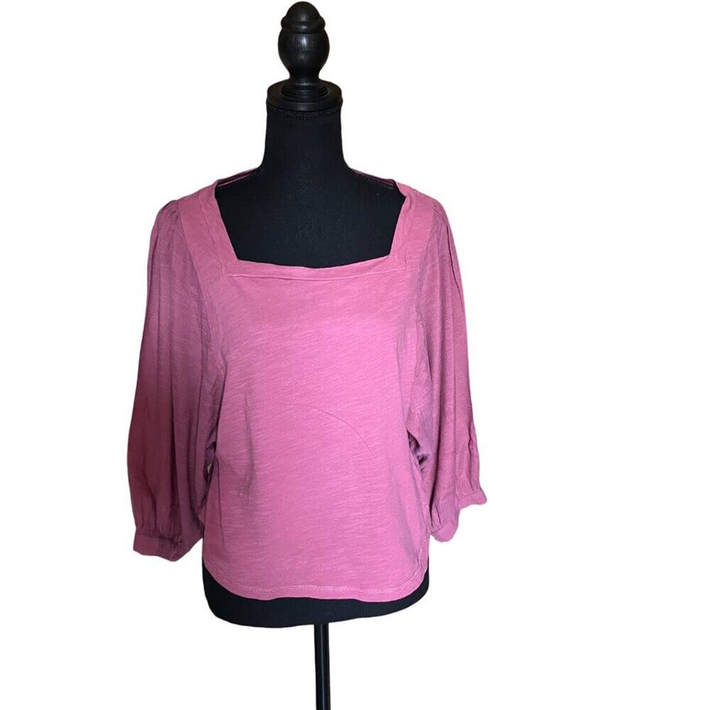 Akemi + Kin Anthropologie Berry Pink Square Neck T-Shirt Blouse XS